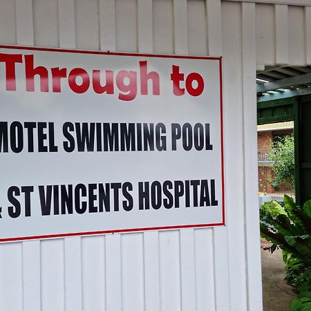 Whiteoaks Motel & Lodges Toowoomba Extérieur photo