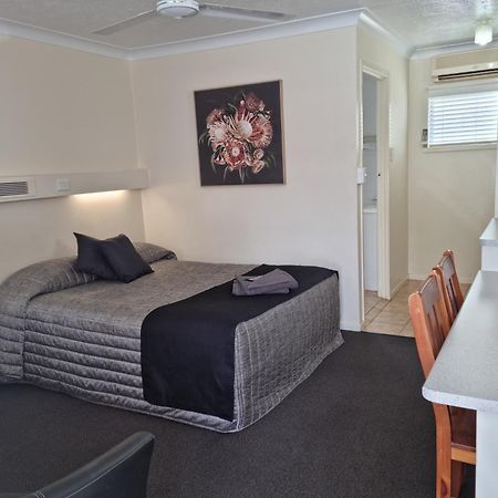 Whiteoaks Motel & Lodges Toowoomba Extérieur photo