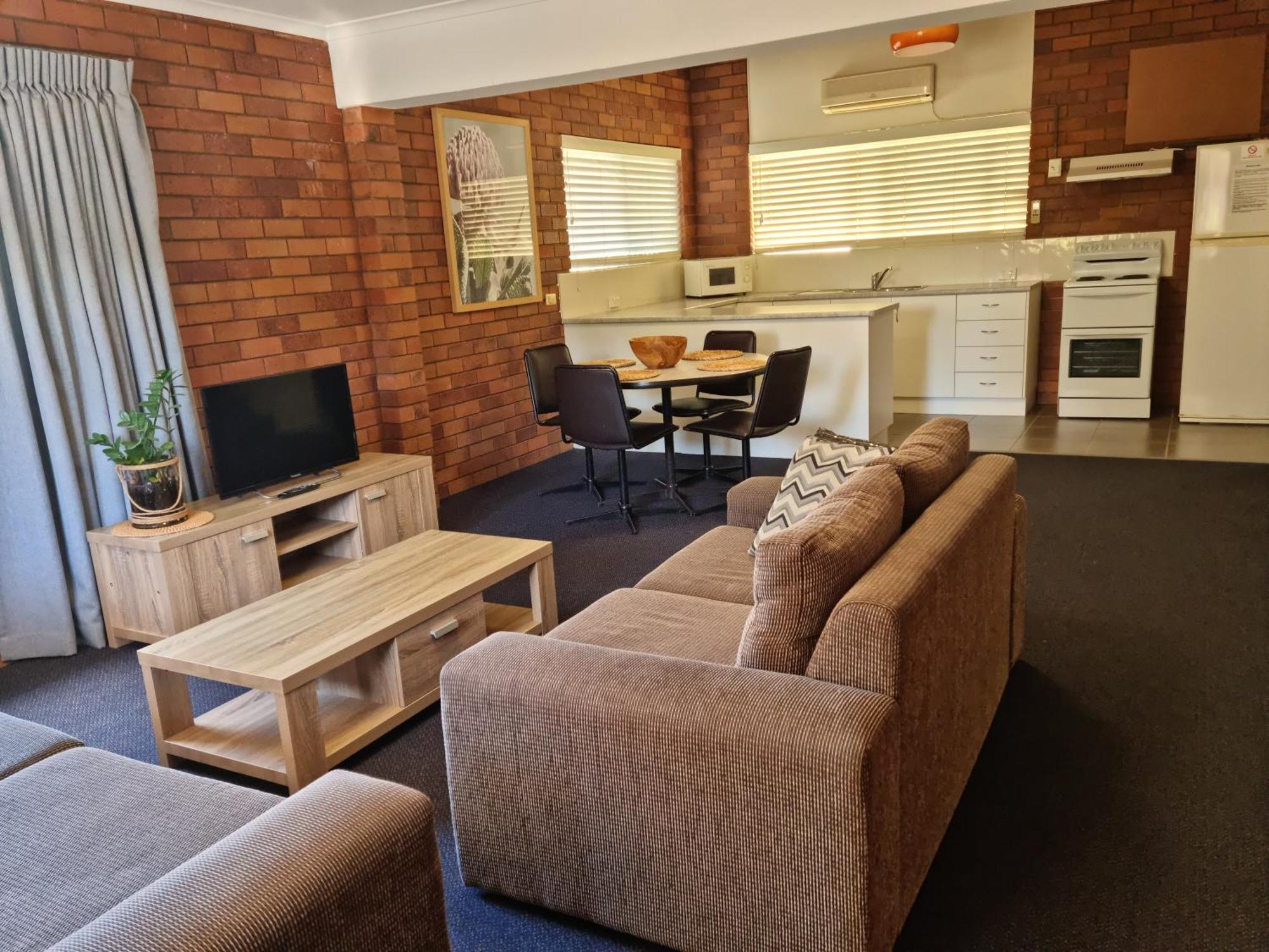 Whiteoaks Motel & Lodges Toowoomba Extérieur photo